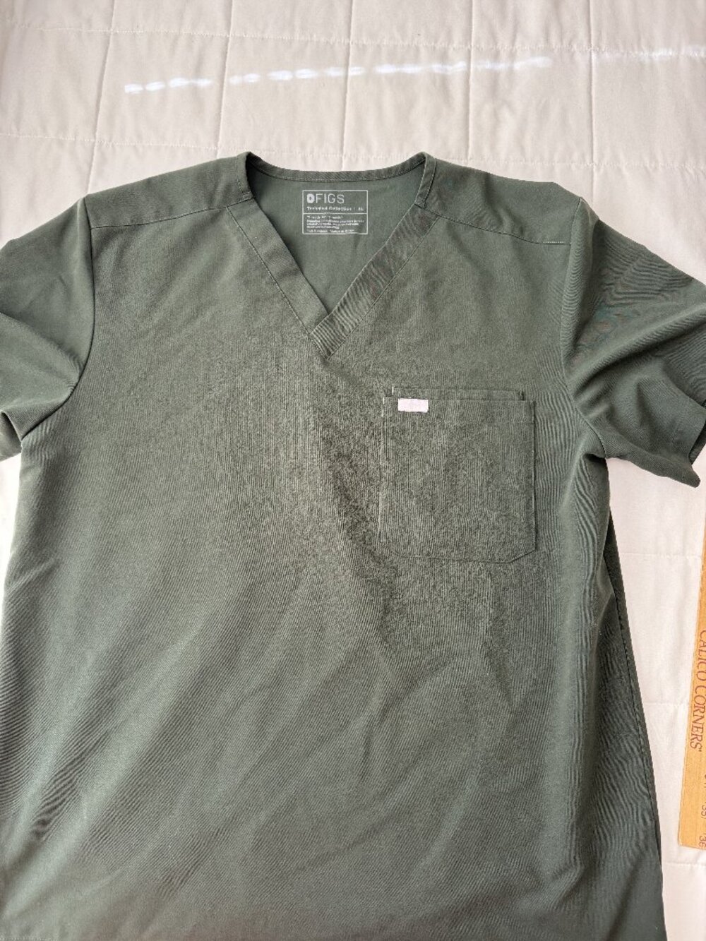 FIGS Technical Collection V-Neck Scrub Top Forest Green XL